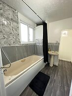 Beautiful 4-bed House in Ramsgate