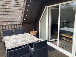 42 Valley Lodge