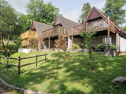 42 Valley Lodge