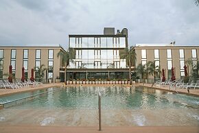 Howard Johnson Plaza La Ribera