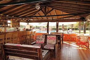 Ariadni Hotel Bungalows