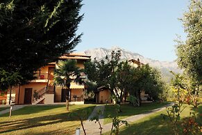 Ariadni Hotel Bungalows
