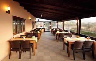 Ariadni Hotel Bungalows