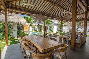 Villa Parasol by Alfred in Bali