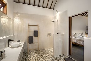 Villa Parasol by Alfred in Bali