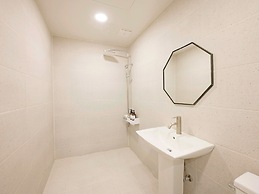 Hotel Leo