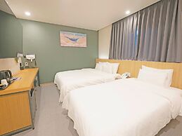 Hotel Leo