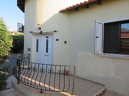 Villa - Private Pool, Free Parking & pet Friendly