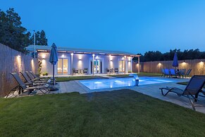 Villa D & J