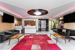 Mays Royal Hotel