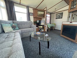 27 Tower View Pevensey Bay Holiday Park Beach