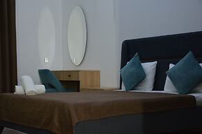 Perron Hotel