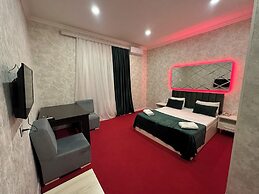 Perron Hotel