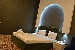 Perron Hotel