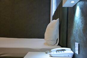 Perron Hotel
