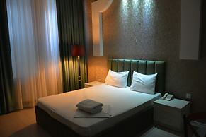 Perron Hotel