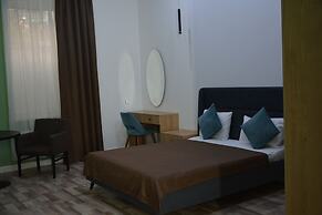 Perron Hotel