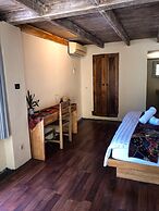 Tree House Lodge