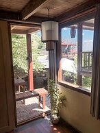Tree House Lodge
