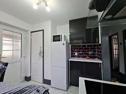 Bristol 2-bed Bungalow, Sleeps 4, Parking