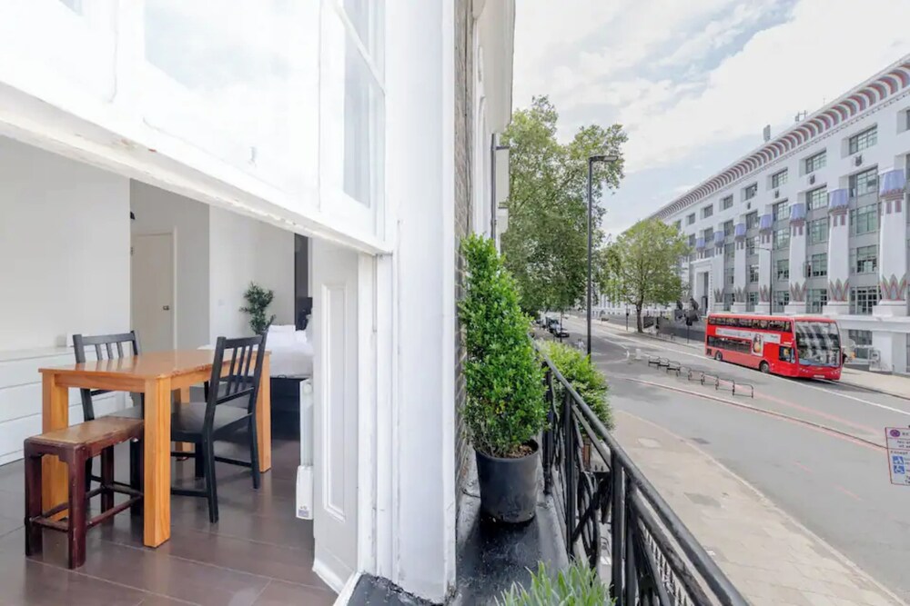 Incredibly Located Studio Flat - Camden Town