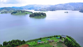 Nyamunyonyi Lake Resort