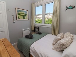 8 Rosewall Cottages
