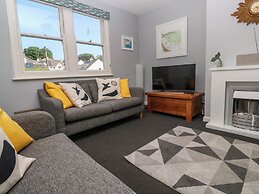 8 Rosewall Cottages