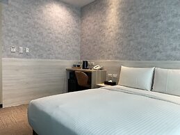 Sky Gate Hotel