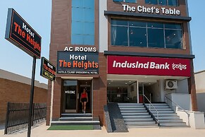 Hotel The Heights
