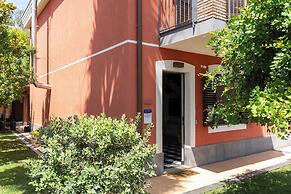 Etna Sunshine Rent Rooms