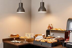 Flom Boutique Hotel