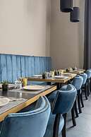 Flom Boutique Hotel