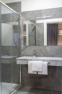 Flom Boutique Hotel