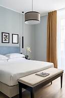 Flom Boutique Hotel