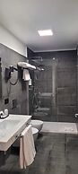 Flom Boutique Hotel