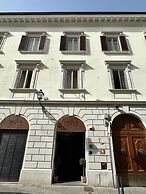 Flom Boutique Hotel