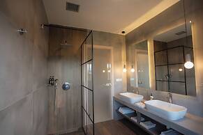 Mirabilis Boutique Hotel