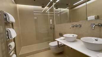 Two Bedroom Flat in Belgravia