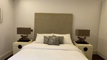 Two Bedroom Flat in Belgravia