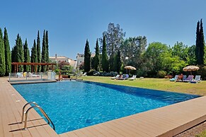 THE Villa in Vilamoura