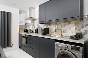 Boutique Flat Near O2 & Excel