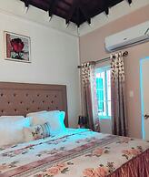 Pink Hibiscus Villa