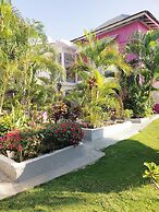 Pink Hibiscus Villa