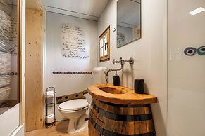 Vineyard Cottage Paradiz