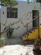 Mayan Bungalow Near Chichén Itza