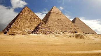 TUI Pyramids View
