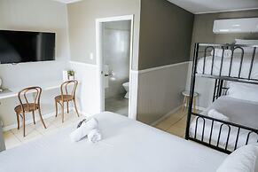 The Rix Hotel Motel