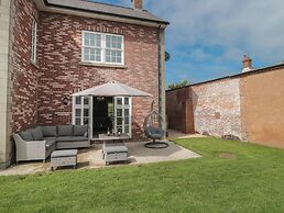 Cherry Tree House