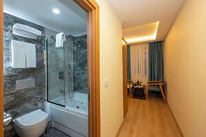 Diamond luxury Hotel